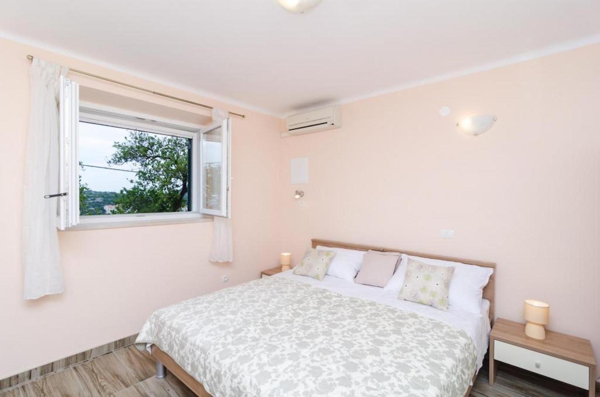 Apartments Lena & Lara Дубровник Екстериор снимка